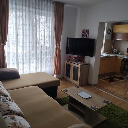 Avantgarden1 .Apartament Lux บราชอฟ ภายนอก รูปภาพ
