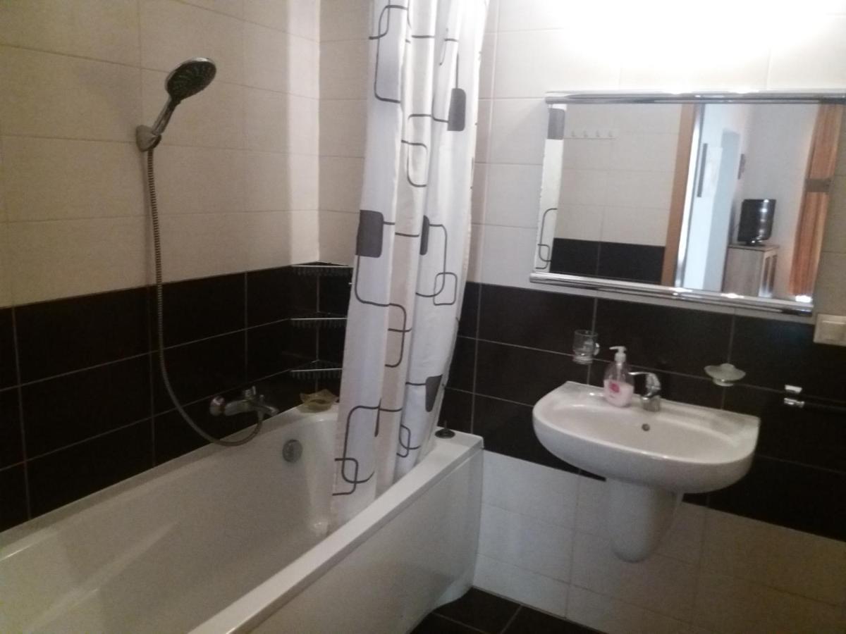 Avantgarden1 .Apartament Lux บราชอฟ ภายนอก รูปภาพ