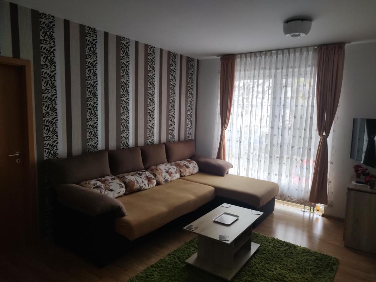 Avantgarden1 .Apartament Lux บราชอฟ ภายนอก รูปภาพ